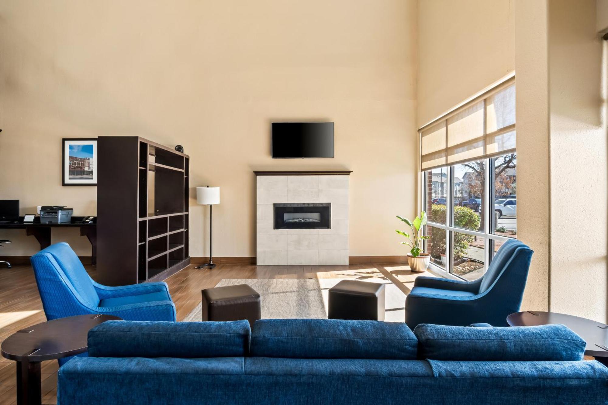 Comfort Suites Waxahachie - Dallas Exterior foto